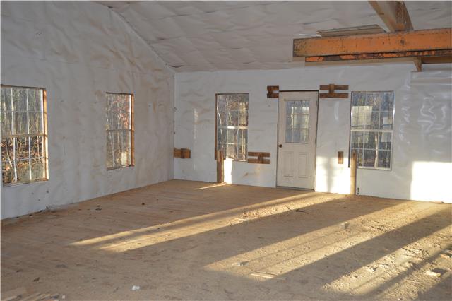 1470 Womble Ridge Road Ethridge, TN 38456 - Photo 10 of 14 Interior view of home