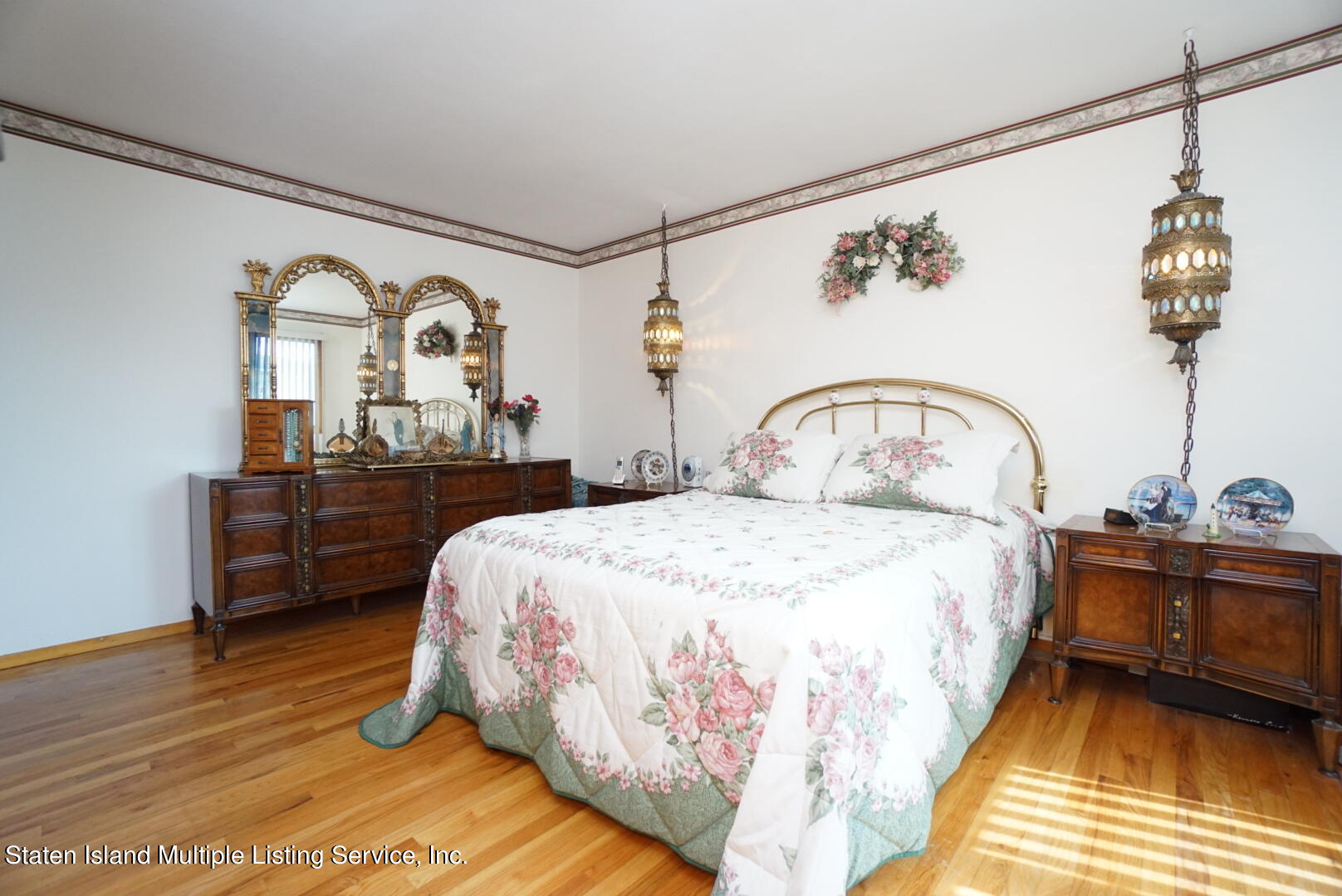 458 Foster Road Staten Island, NY 10309 - Photo 20 of 41 Photo Jul 02, 5 43 06 PM