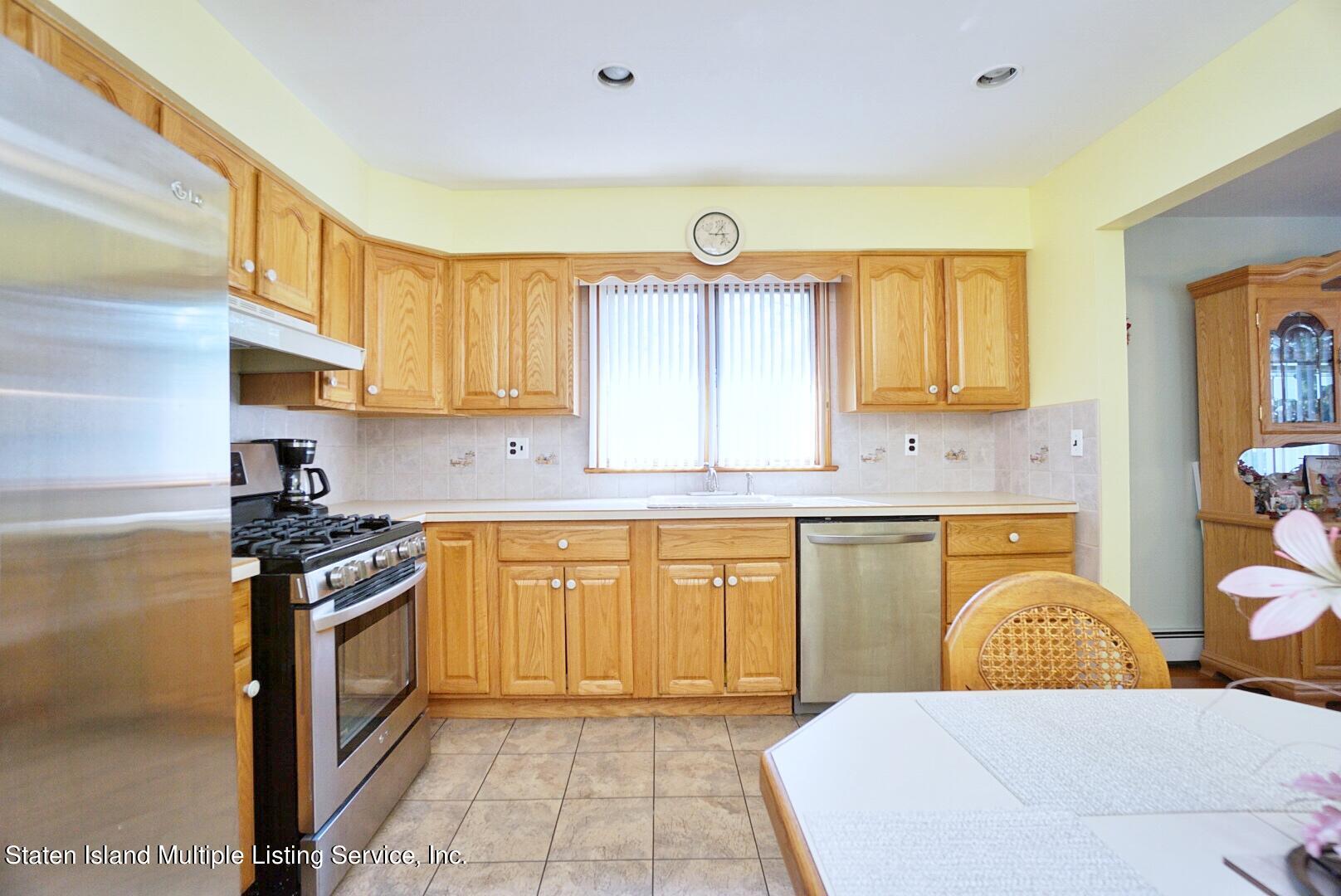 458 Foster Road Staten Island, NY 10309 - Photo 6 of 41 Photo Jul 02, 5 45 10 PM