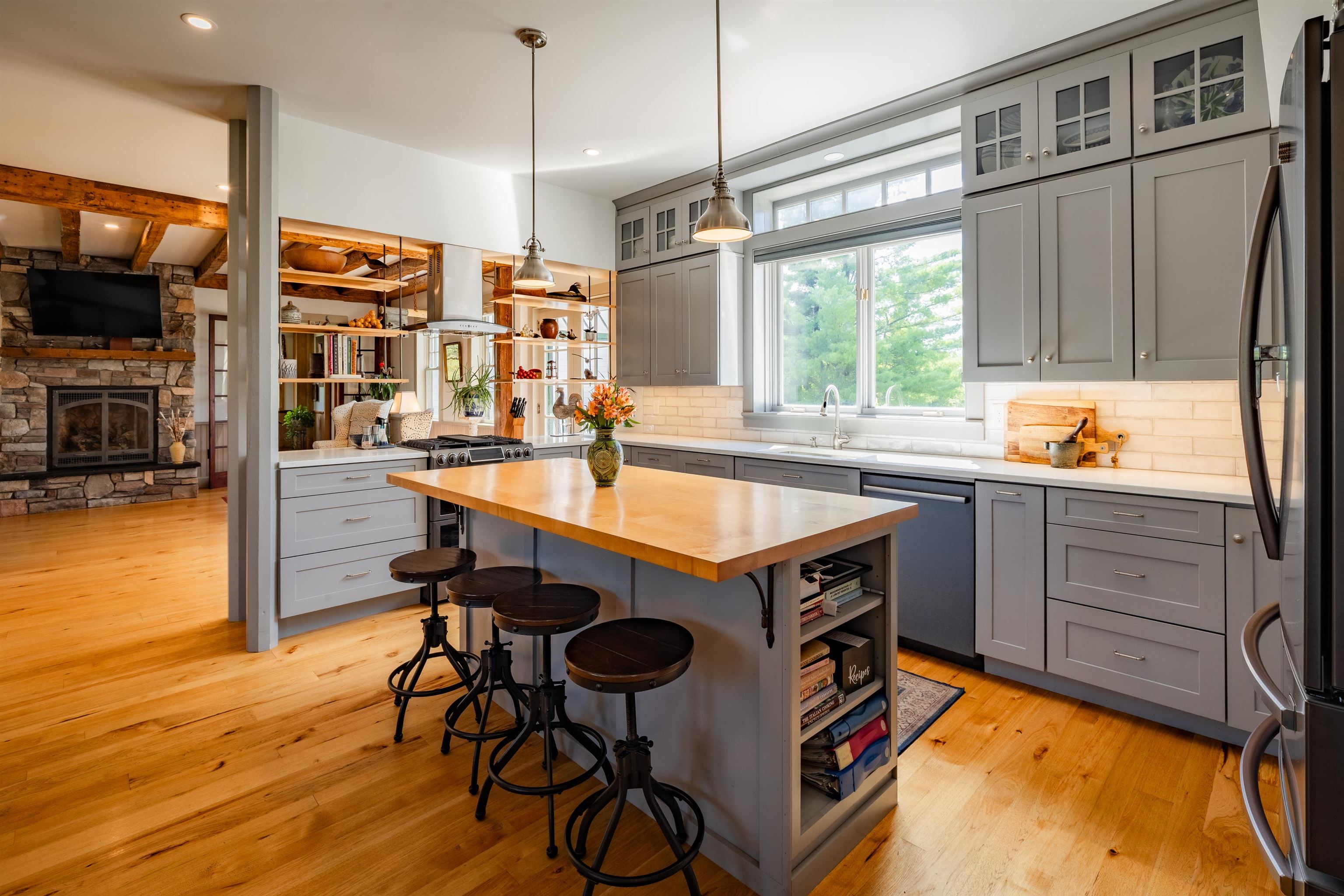 1576 Ferry Road Charlotte, VT 05445 - Photo 18 of 60 Gallery Image 18