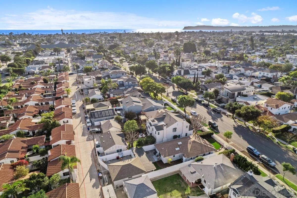 419 H Avenue Coronado, CA 92118 - Photo 29 of 32 an aerial view of a city