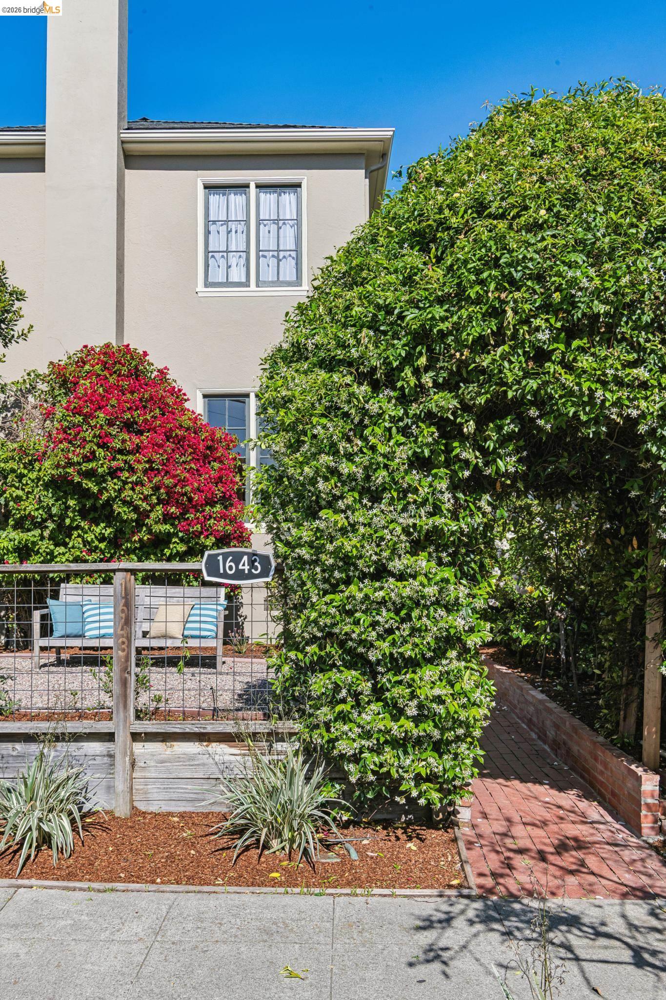 1643 Walnut Street Berkeley, CA 94709 - Photo 4 of 77