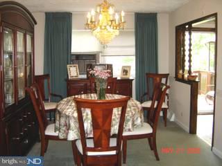 12429 Barbary Road Philadelphia, PA 19154 - Photo 4 of 6