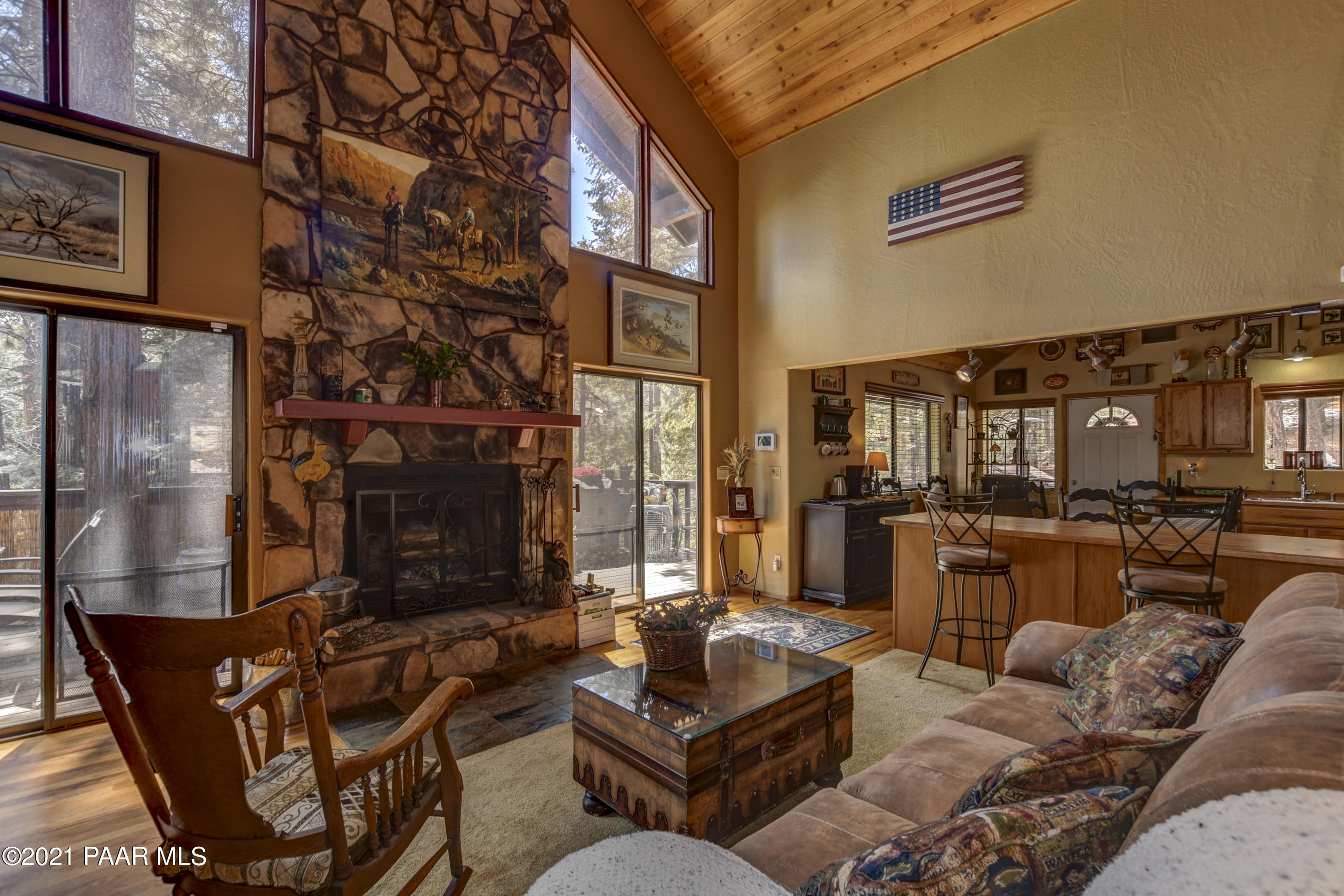 2840 Tunnel Road Prescott, AZ 86303 - Photo 8 of 46 Family Room 1