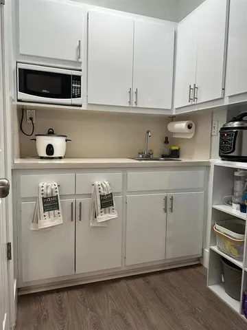 $1,450 | Undisclosed Address, Hialeah, FL 33012