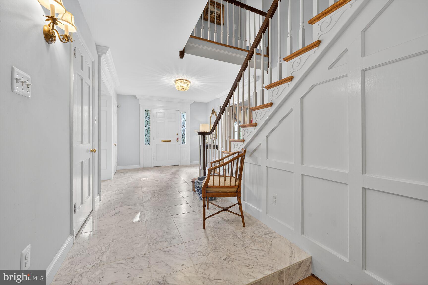 7200 Helmsdale Road Bethesda, MD 20817 - Photo 7 of 50 a view of entryway and hall