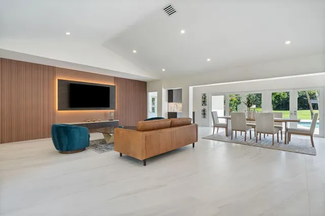 $3,399,000 | 13900 Mustang Trail, Southwest Ranches, FL 33330