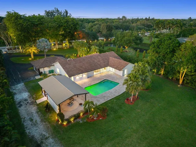 $3,399,000 | 13900 Mustang Trail, Southwest Ranches, FL 33330