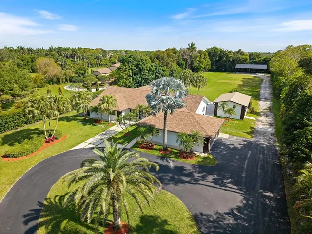 $3,399,000 | 13900 Mustang Trail, Southwest Ranches, FL 33330