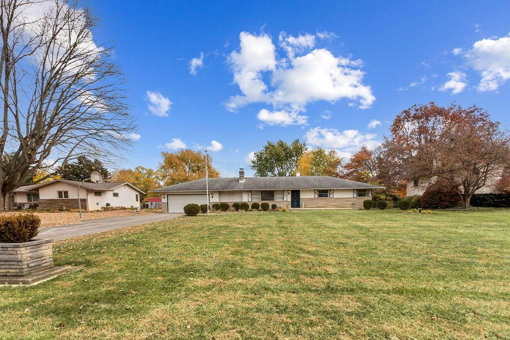 3054 Westwick Road Columbus, OH 43232 - Photo 32 of 37 7G5A3251