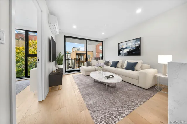 $705,000 | 30-24 32nd Street, Unit 3B | Astoria