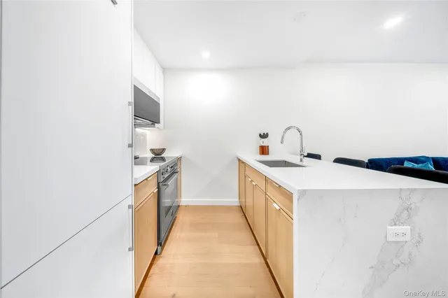$705,000 | 30-24 32nd Street, Unit 3B | Astoria