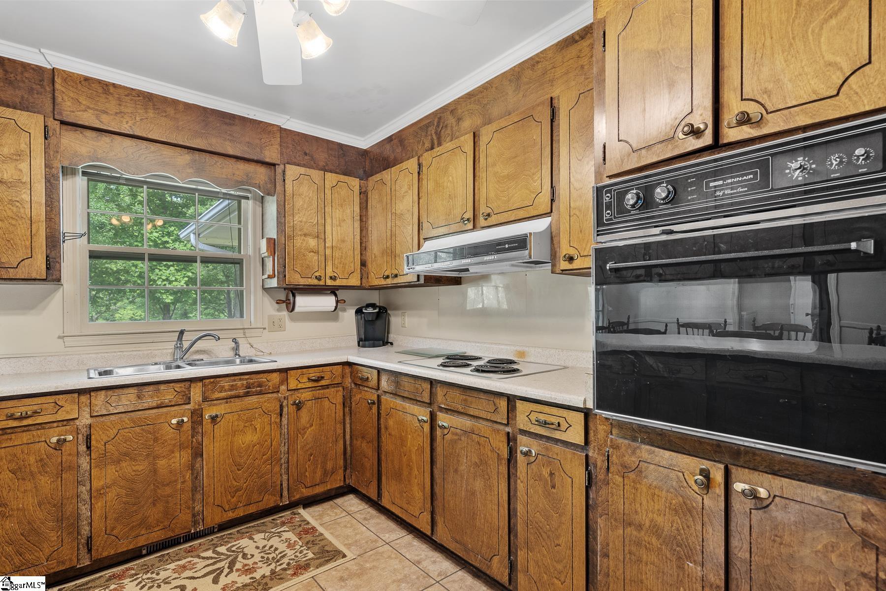 261 Sandy Springs Road Pelzer, SC 29669 - Photo 14 of 32