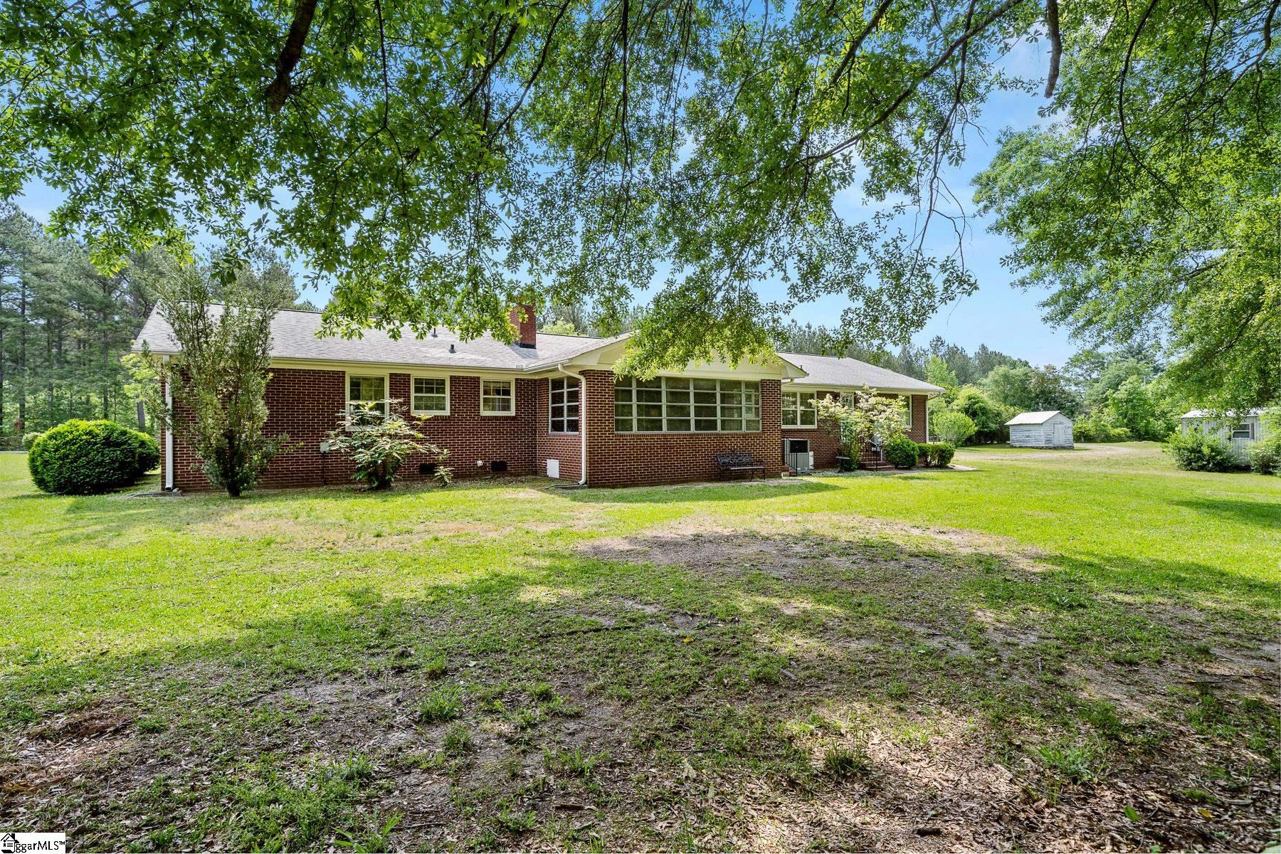 261 Sandy Springs Road Pelzer, SC 29669 - Photo 4 of 32