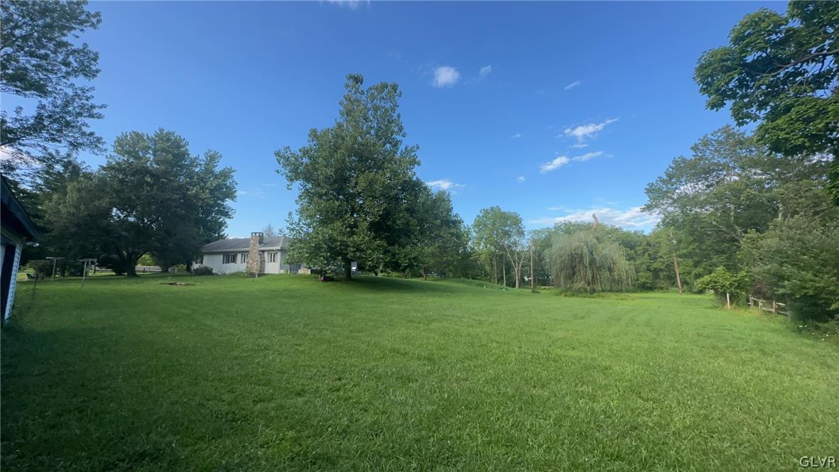 4724 Irvin Road Slatington, PA 18080 - Photo 6 of 22 Gallery Image 6