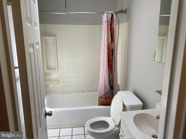 $1,100 | 6143 Old York Road, Unit 1, Philadelphia, PA 19141