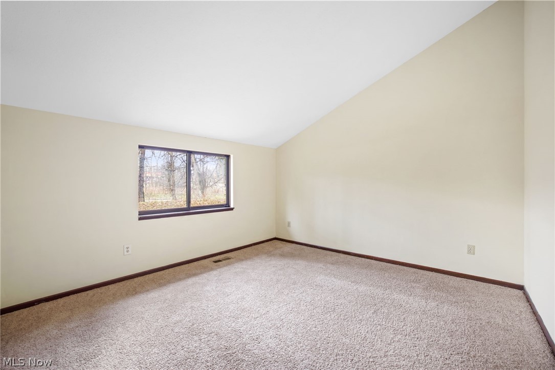 4605 Stow Road Stow, OH 44224 - Photo 15 of 26