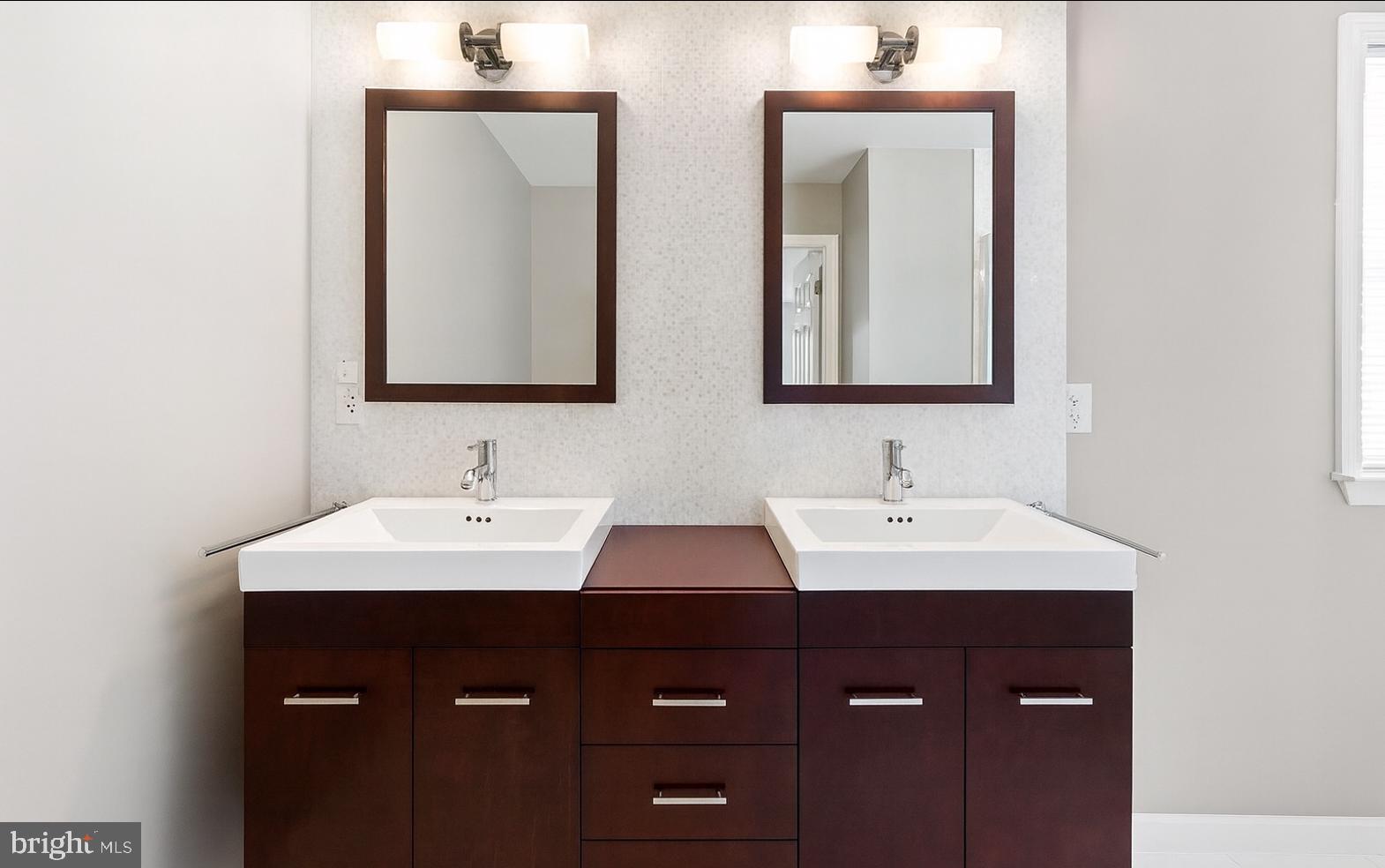 3 Carey Street Pennington, NJ 08534 - Photo 15 of 22