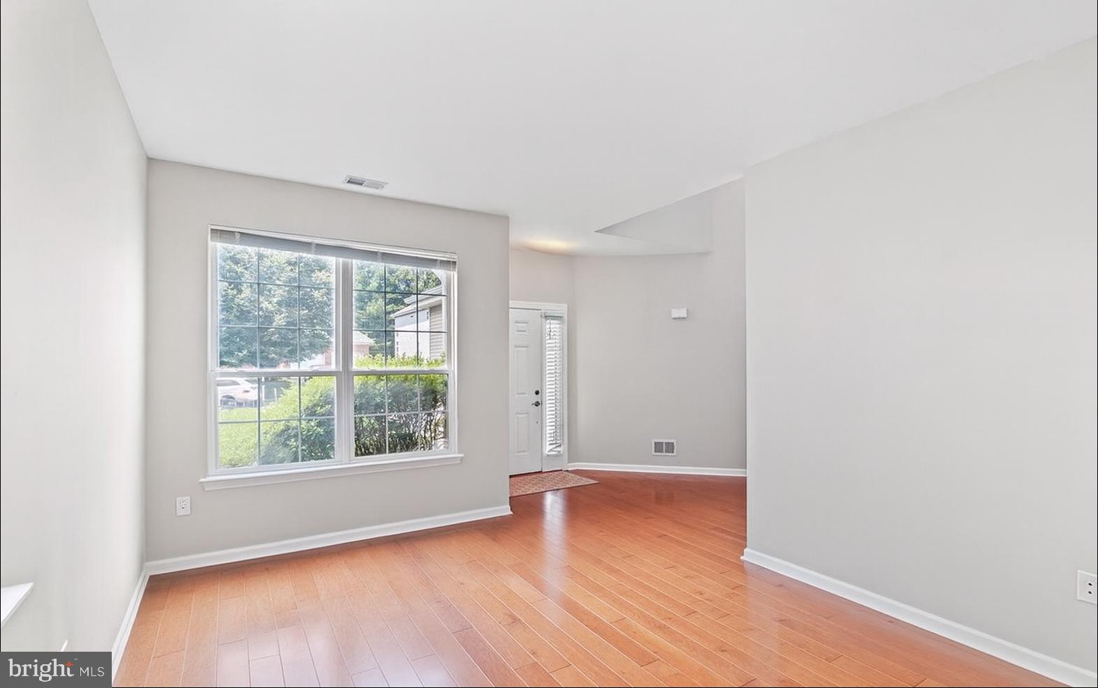 3 Carey Street Pennington, NJ 08534 - Photo 2 of 22