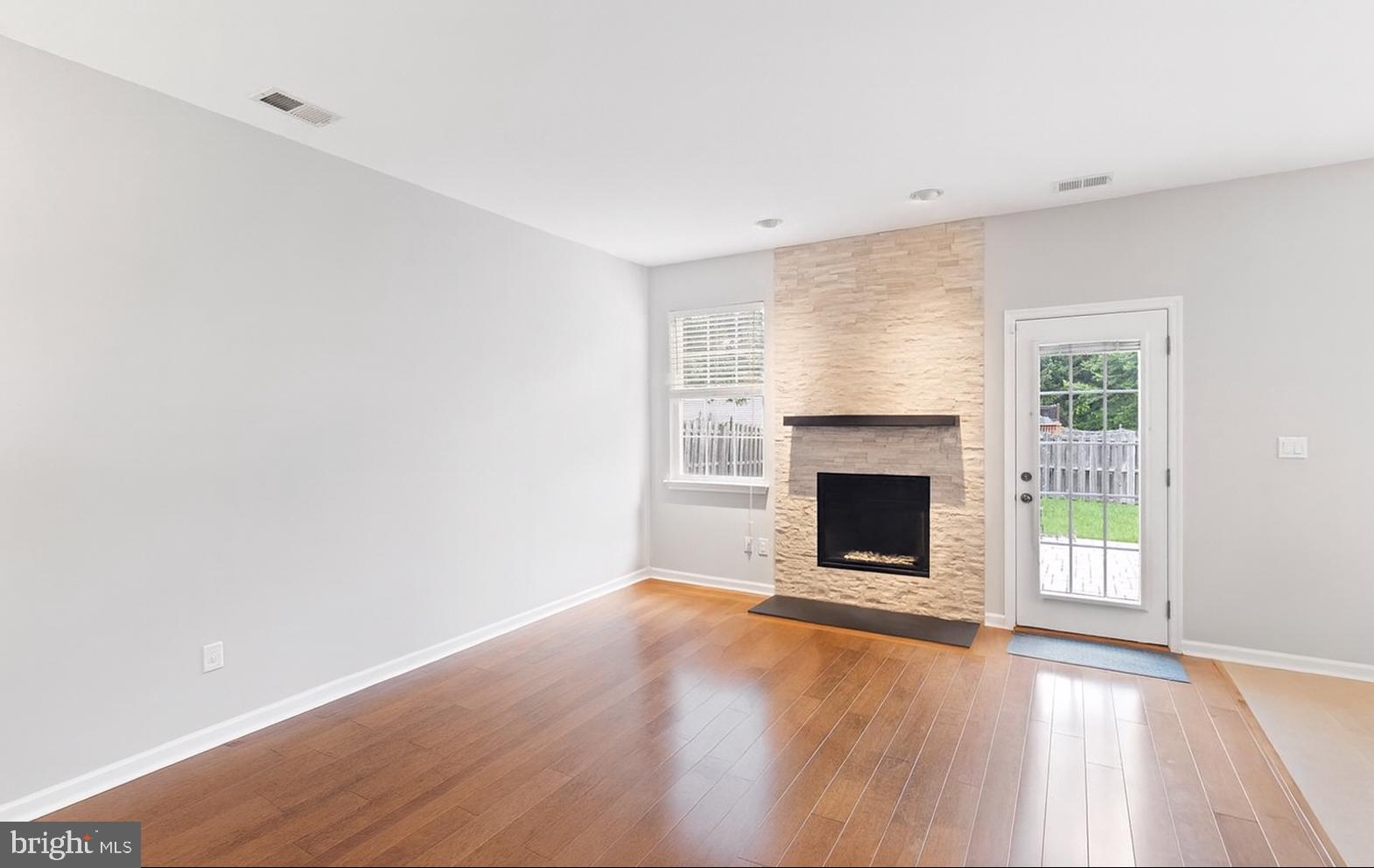 3 Carey Street Pennington, NJ 08534 - Photo 5 of 22