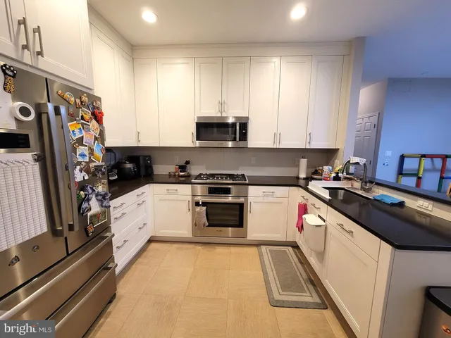 $3,950 | 3 Carey Street, Pennington, NJ 08534