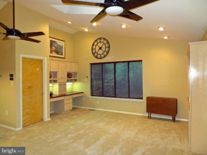 11800 Vale Road Oakton, VA 22124 - Photo 24 of 26 Private Suite