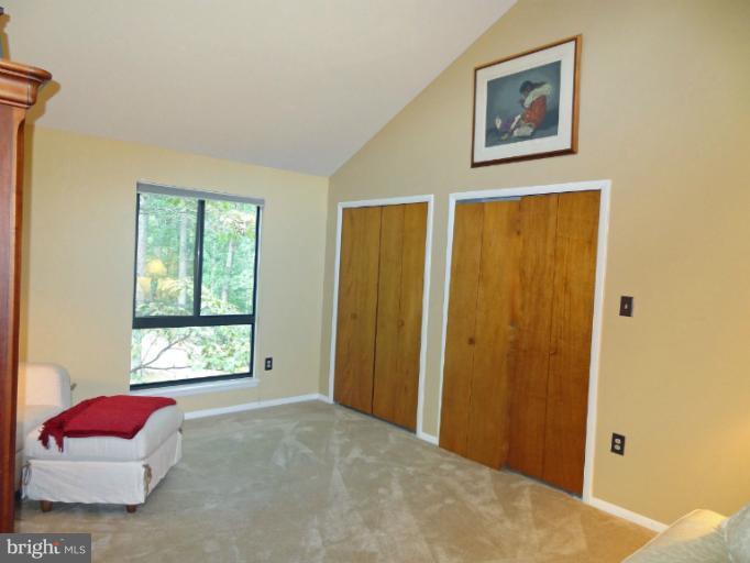 11800 Vale Road Oakton, VA 22124 - Photo 5 of 26 Bedroom #2