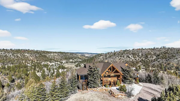 $1,200,000 | 2175 West Manitoban Trail, Alton, UT 84710
