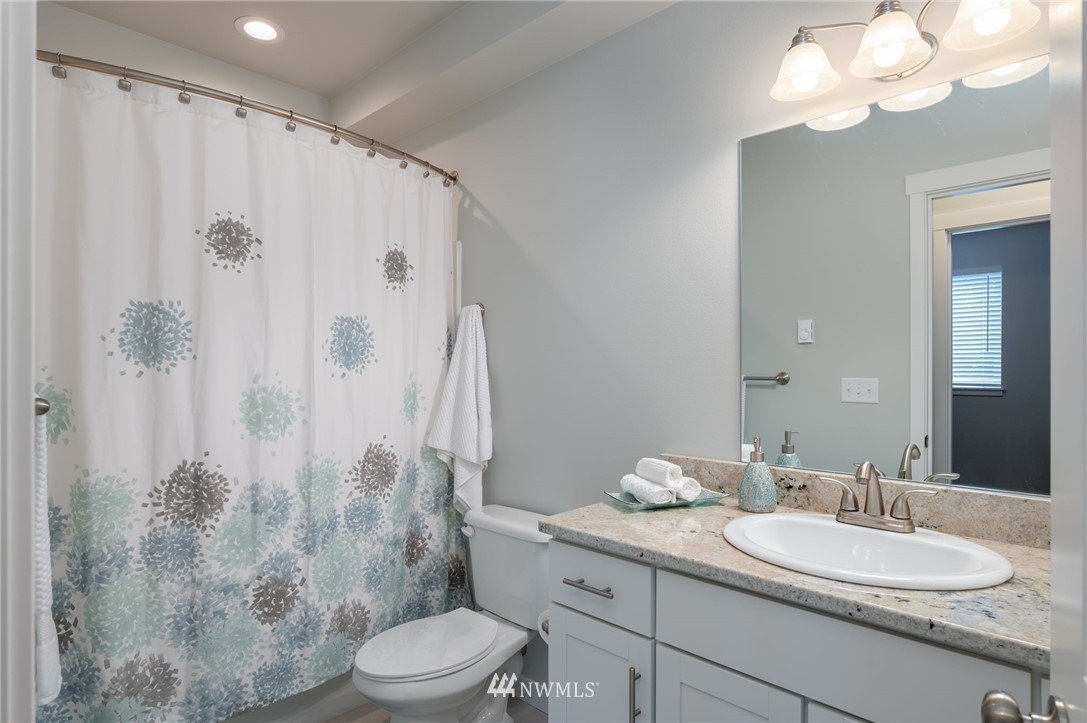 3110 North Shore Road Bellingham, WA 98226 - Photo 23 of 39 Gallery Image 23