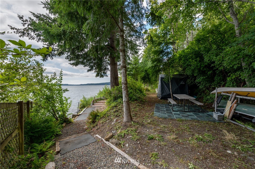 3110 North Shore Road Bellingham, WA 98226 - Photo 4 of 39 Gallery Image 4