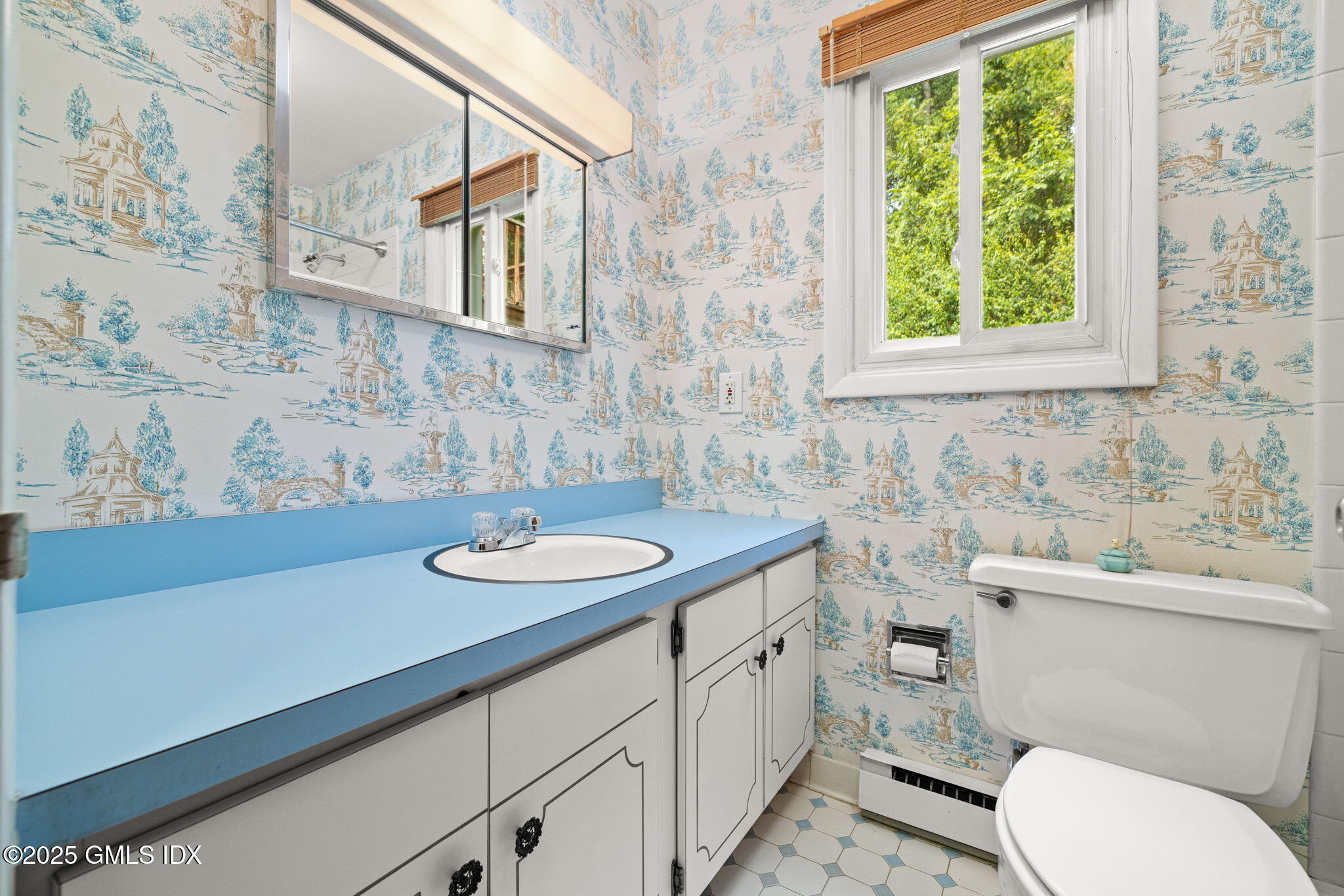 37 Windsor Lane Cos Cob, CT 06807 - Photo 24 of 30 36-web-or-mls-37 windsor ln-33