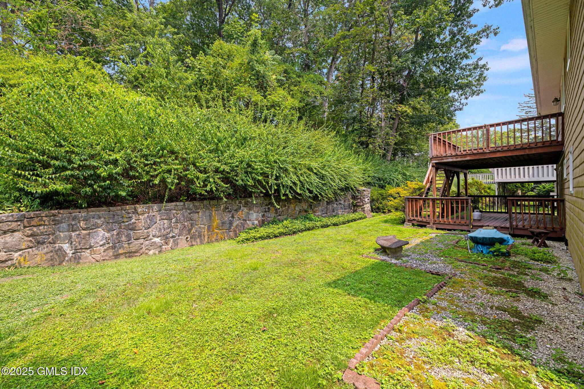 37 Windsor Lane Cos Cob, CT 06807 - Photo 29 of 30 40-web-or-mls-37 windsor ln-37