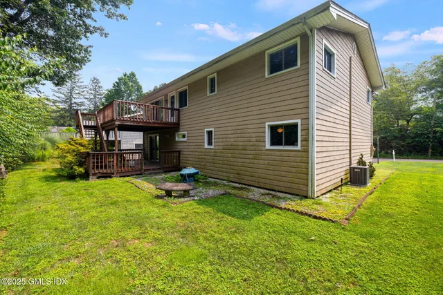 $8,000 | 37 Windsor Lane, Cos Cob, CT 06807