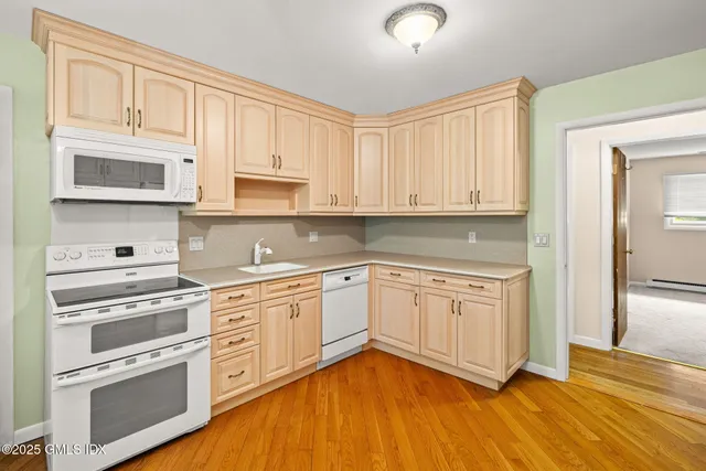 $8,000 | 37 Windsor Lane, Cos Cob, CT 06807