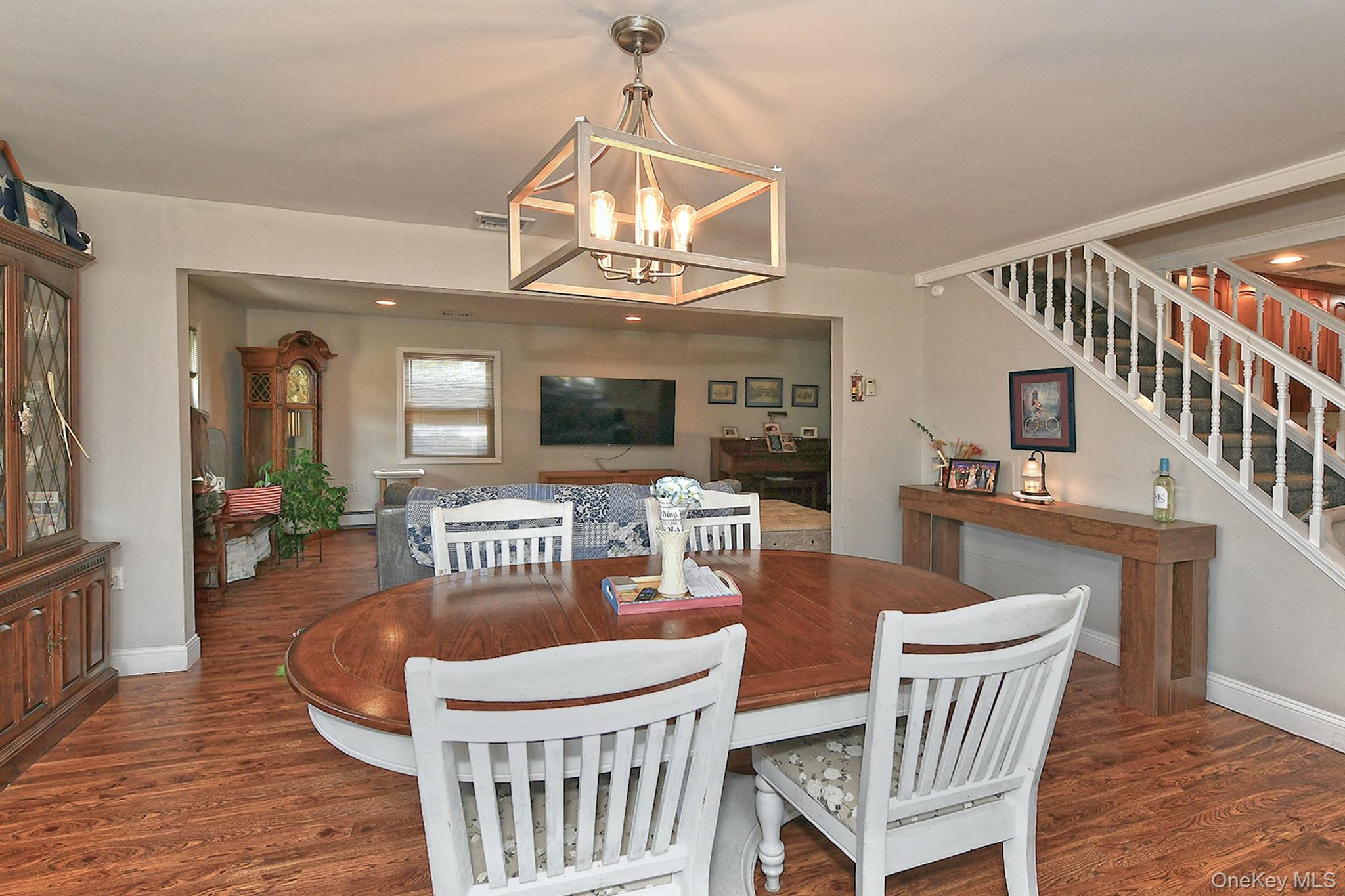 53 Periwinkle Road Levittown, NY 11756 - Photo 8 of 22 Gallery Image 8