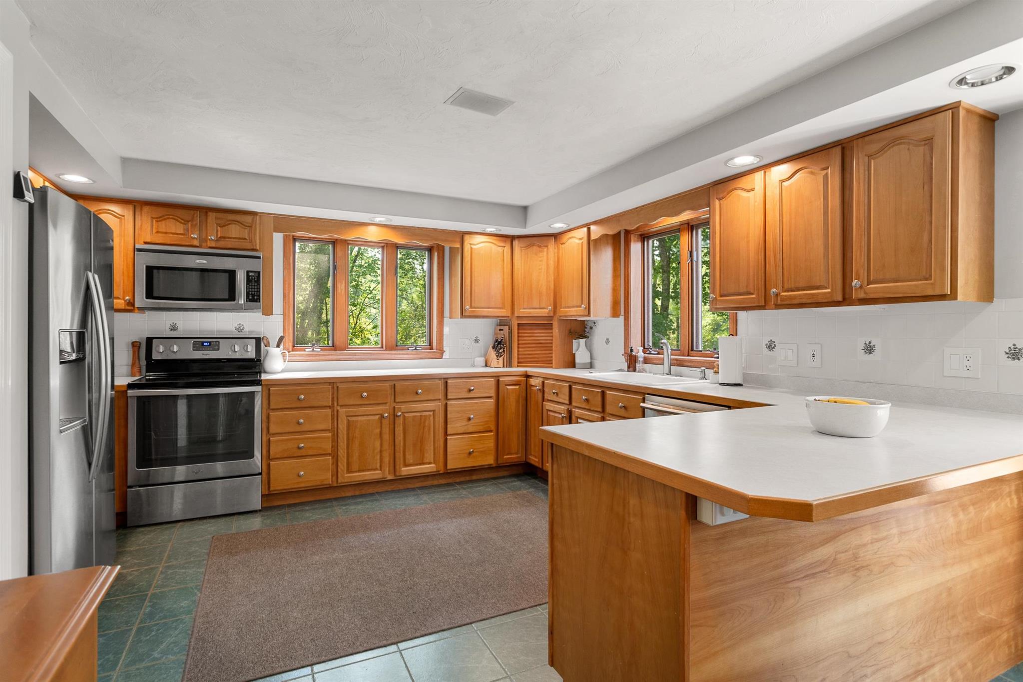132 Farley Road Hollis, NH 03049 - Photo 13 of 35