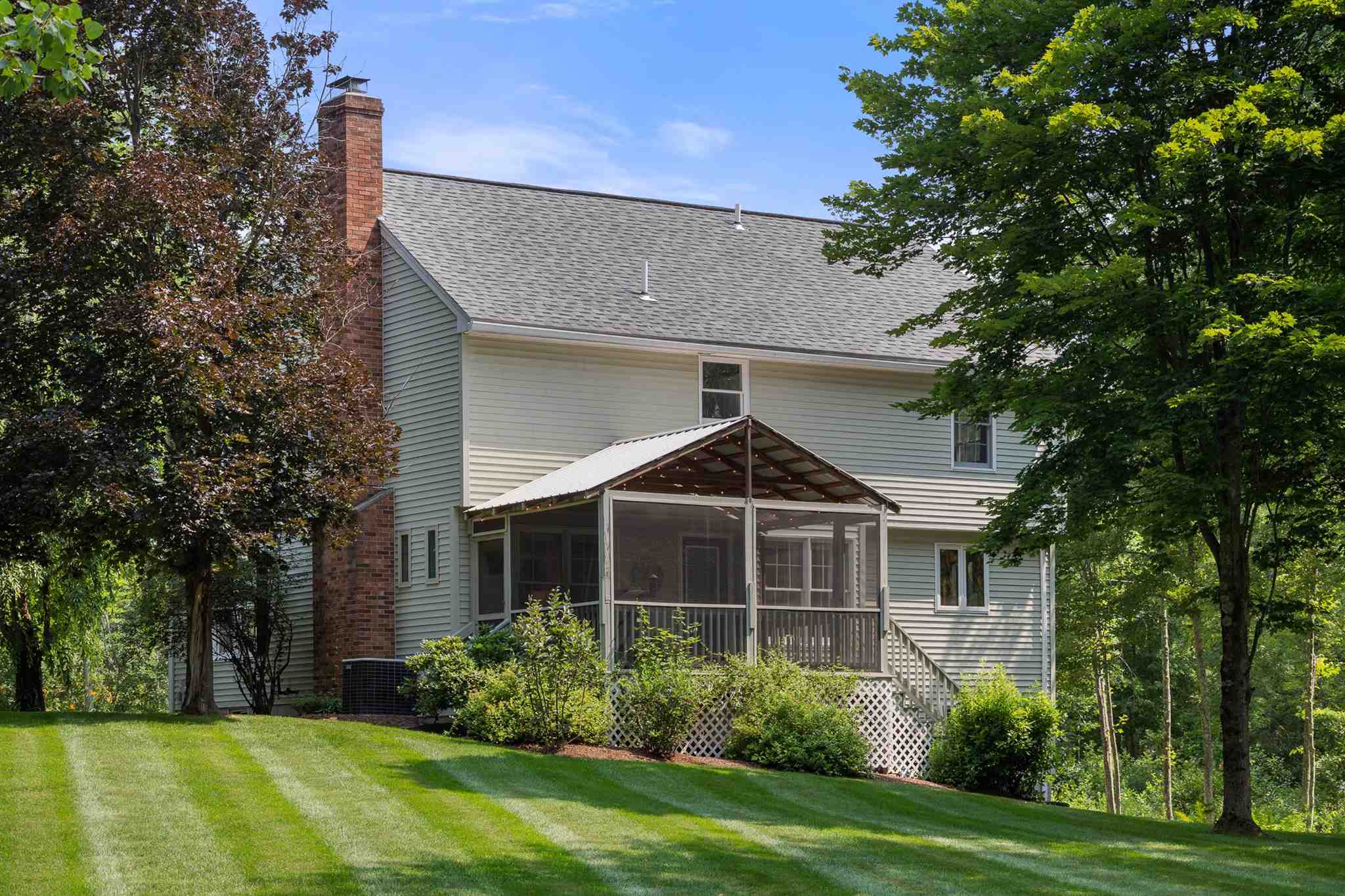 132 Farley Road Hollis, NH 03049 - Photo 5 of 35