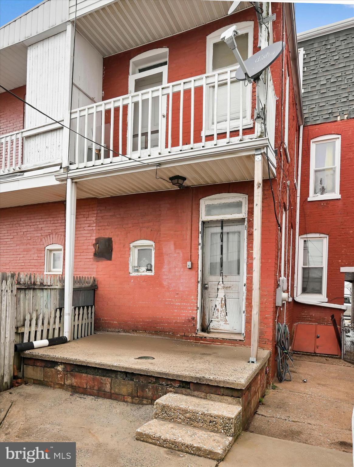 802 Chestnut Street York, PA 17403 - Photo 24 of 26 Exterior Back