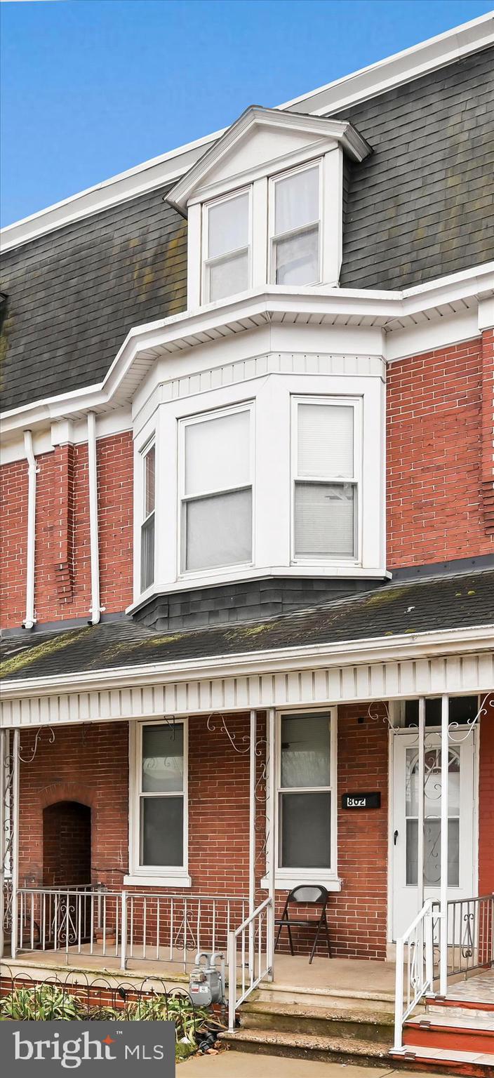 802 Chestnut Street York, PA 17403 - Photo 4 of 26 Exterior Front