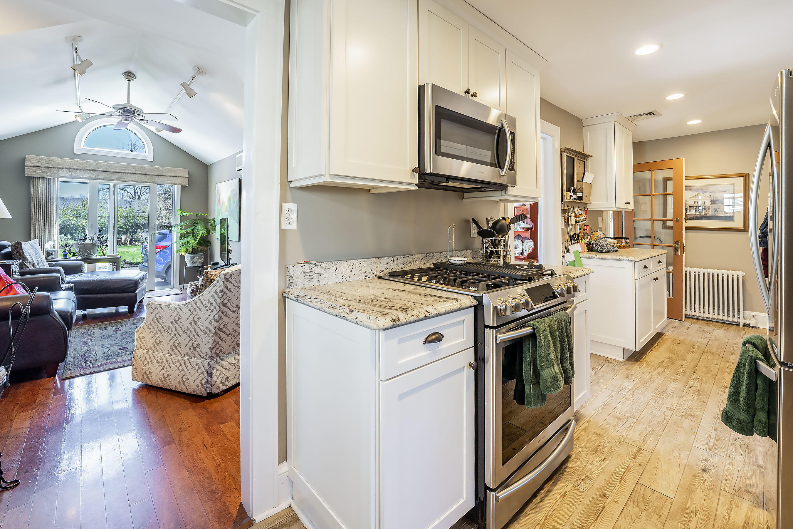 274 River Road Red Bank, NJ 07701 - Photo 15 of 35 Family and kitchen 1