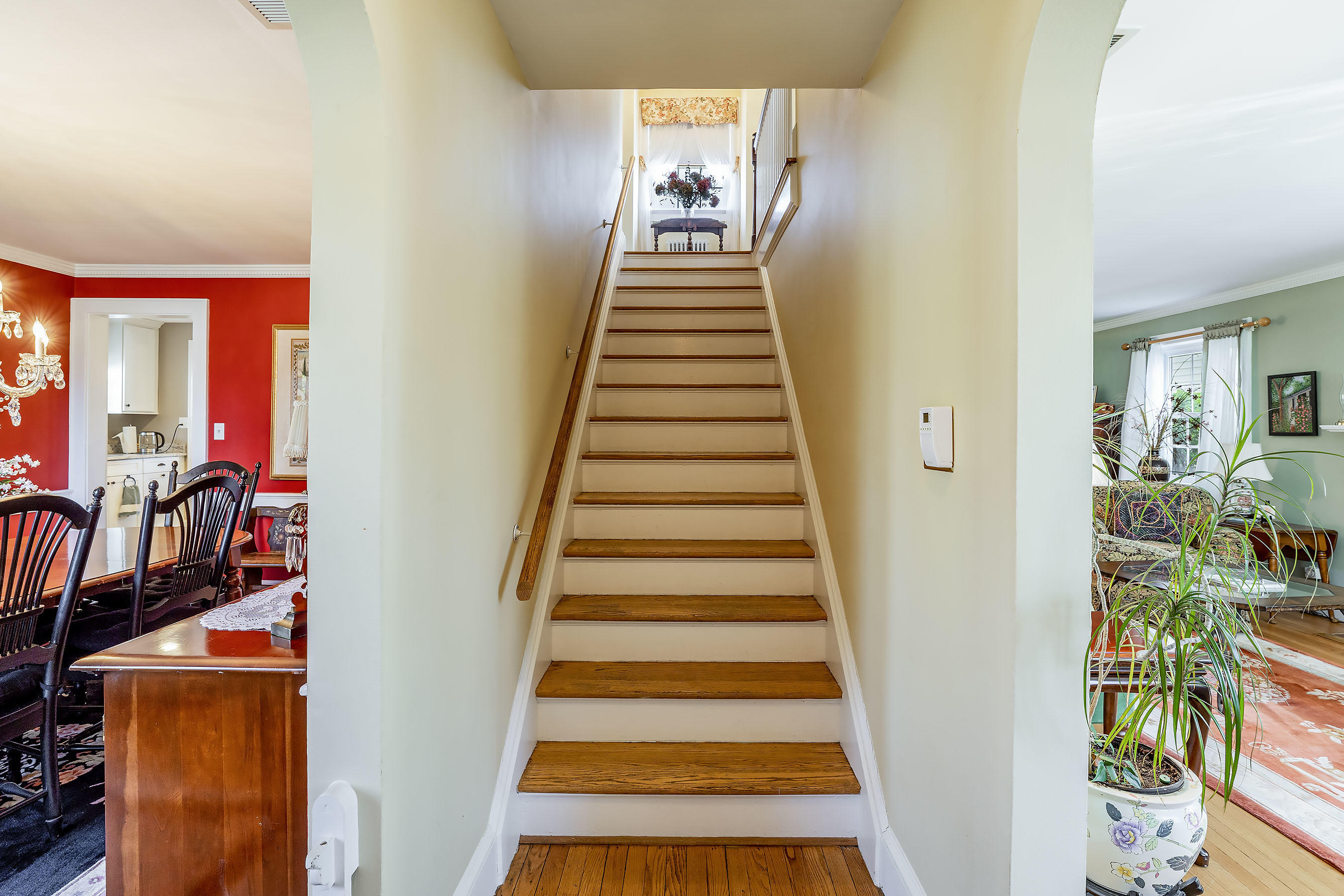 274 River Road Red Bank, NJ 07701 - Photo 17 of 35 Foyer 2