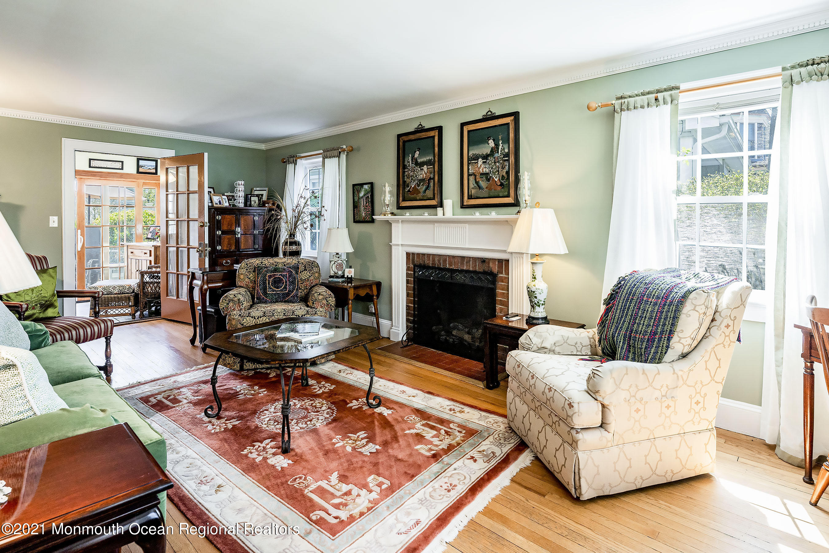 274 River Road Red Bank, NJ 07701 - Photo 7 of 35 Living 3