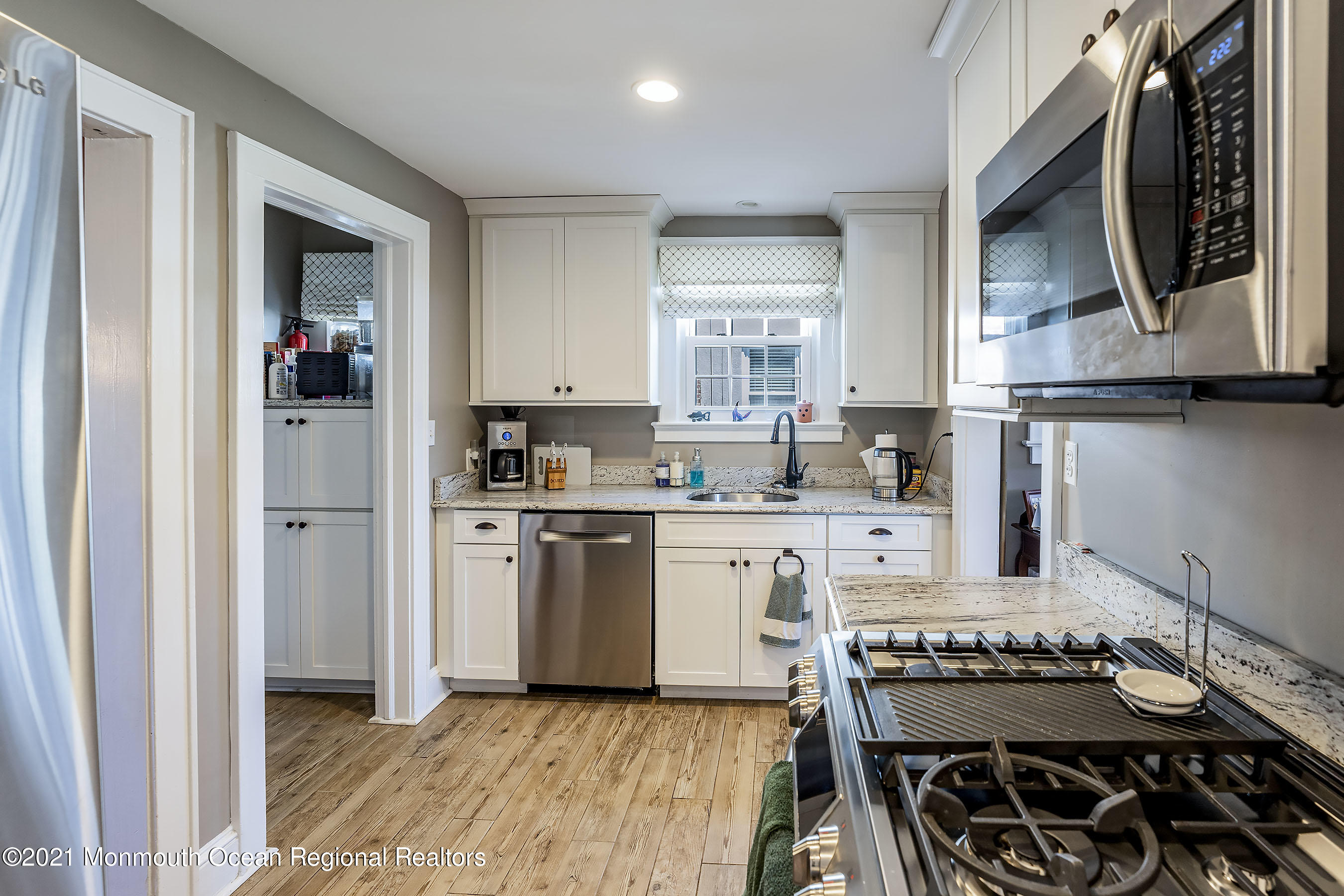 274 River Road Red Bank, NJ 07701 - Photo 10 of 35 Kitchen 2