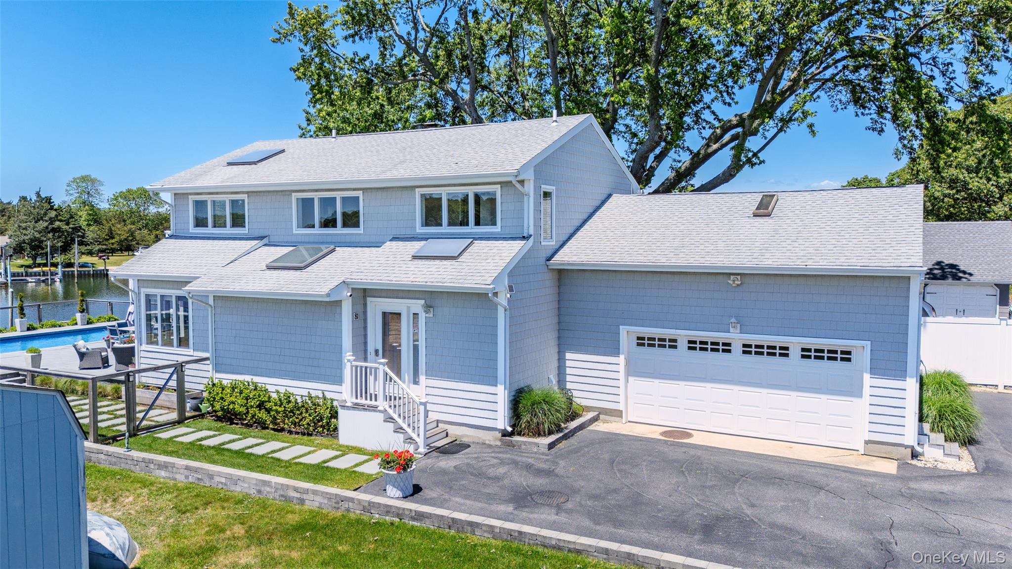 81 Beach Road Aquebogue, NY 11901 - Photo 8 of 50