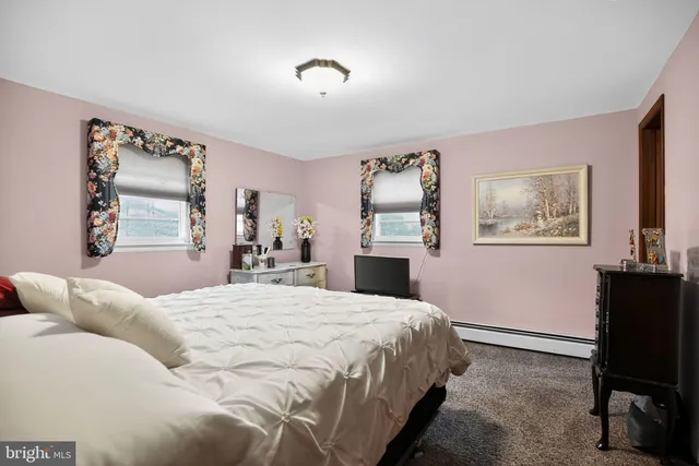 $450,000 | 908 Pershing Road, Blue Bell, PA 19422