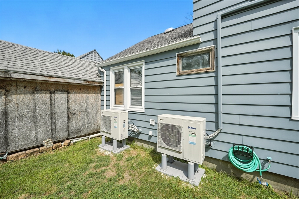130 Eddy Street Springfield, MA 01104 - Photo 24 of 24 a view of a back yard of the house