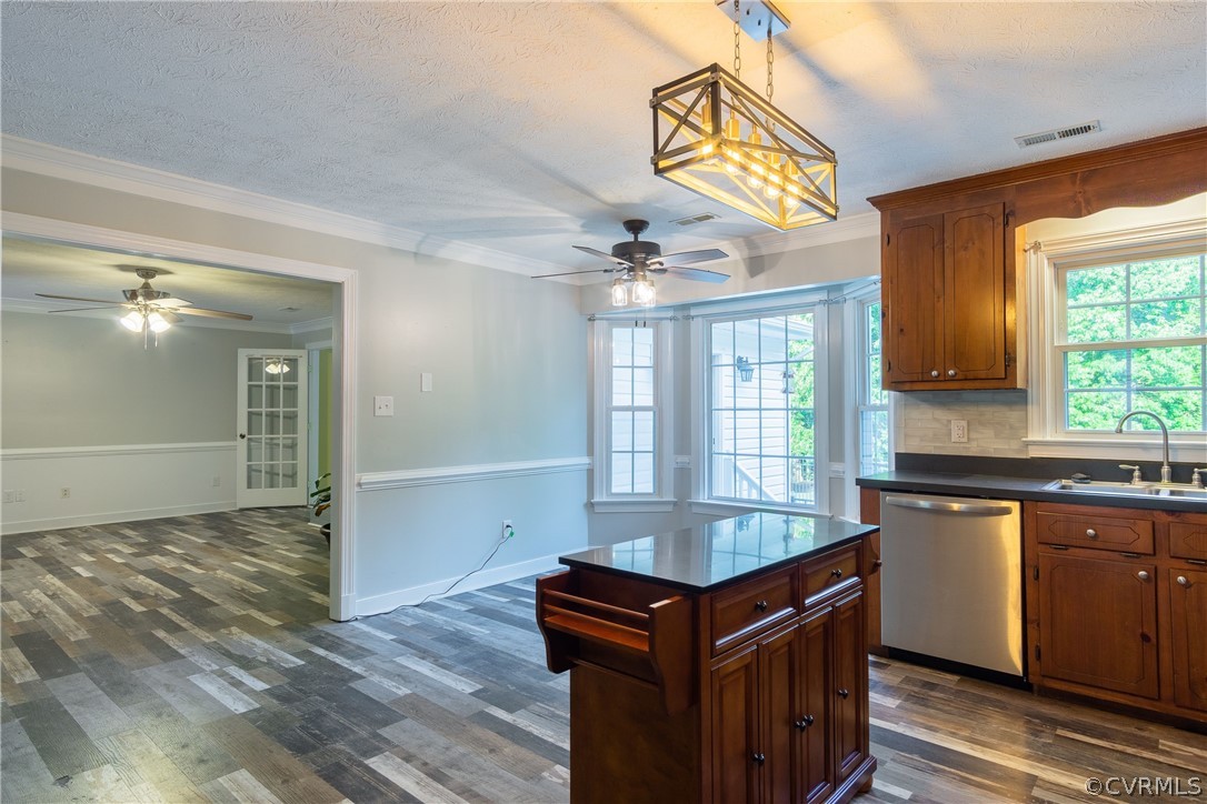 7251 Hughes Road Sandston, VA 23150 - Photo 11 of 38 Gallery Image 11