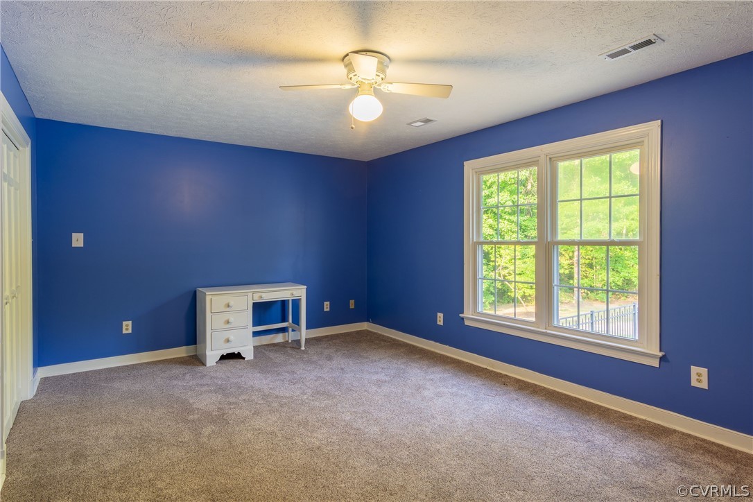 7251 Hughes Road Sandston, VA 23150 - Photo 12 of 38 Gallery Image 12