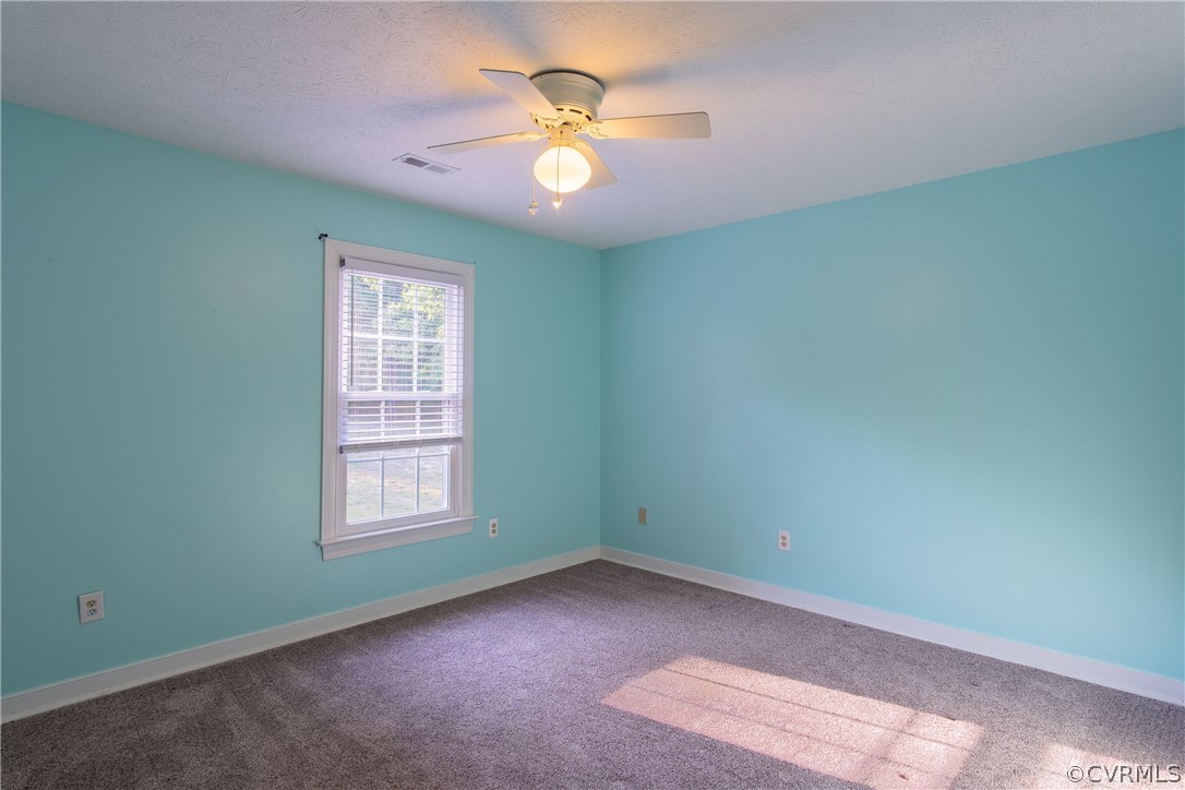 7251 Hughes Road Sandston, VA 23150 - Photo 16 of 38 Gallery Image 16