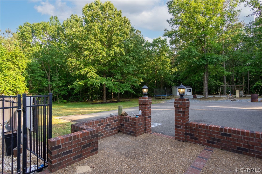 7251 Hughes Road Sandston, VA 23150 - Photo 23 of 38 Gallery Image 23